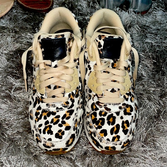 furry leopard print nike air max women shoes - Picture 3 of 8